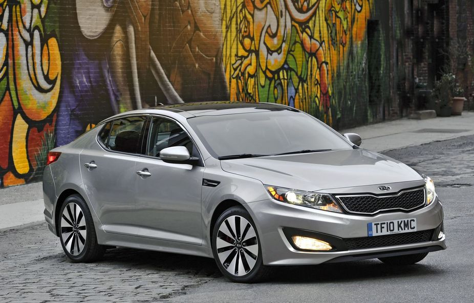 Kia Optima 2.0 CVVL 1 photo and 11 specs