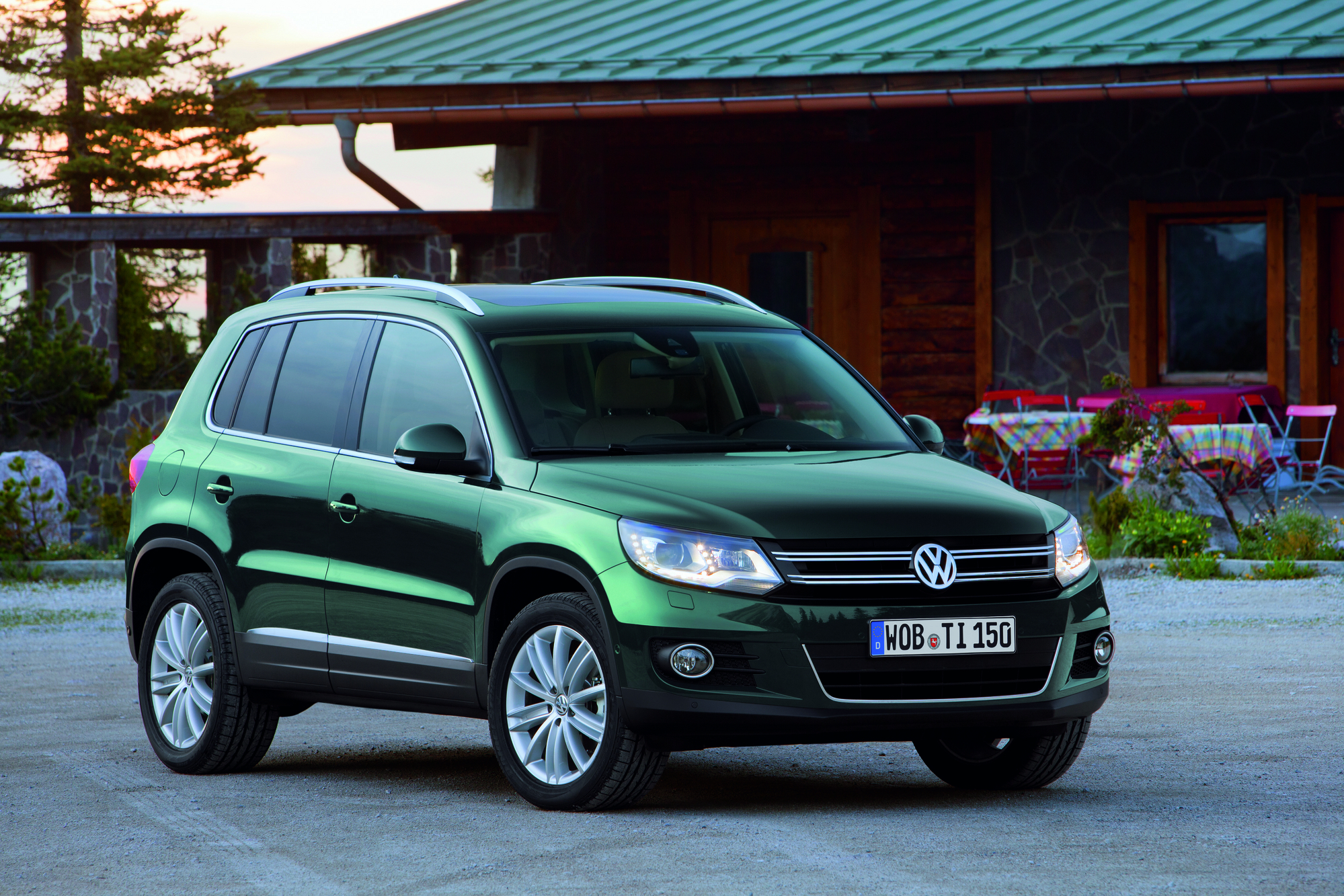 Volkswagen Tiguan 1.4 TSI DSG Sport 4X2 BlueMotion