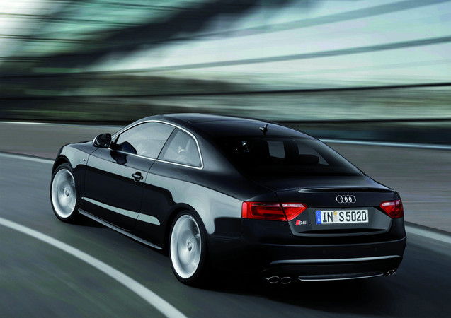 Audi S5 4.2 FSI tiptronic quattro Audi S5 4.2 FSI tiptronic quattro