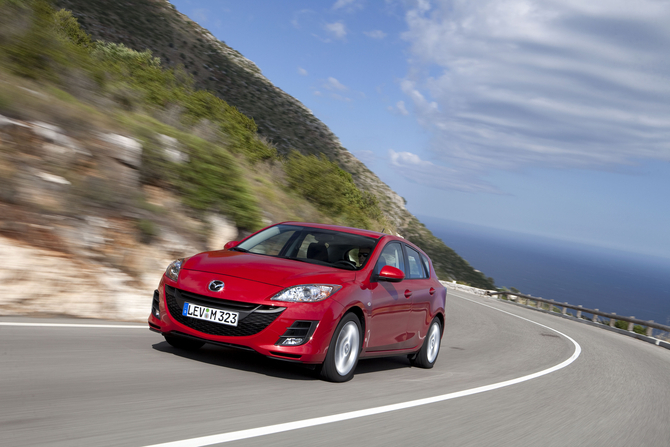 Mazda 3 HB MZ-CD 1.6 Exclusive Plus Mazda 3 HB MZ-CD 1.6 Exclusive Plus