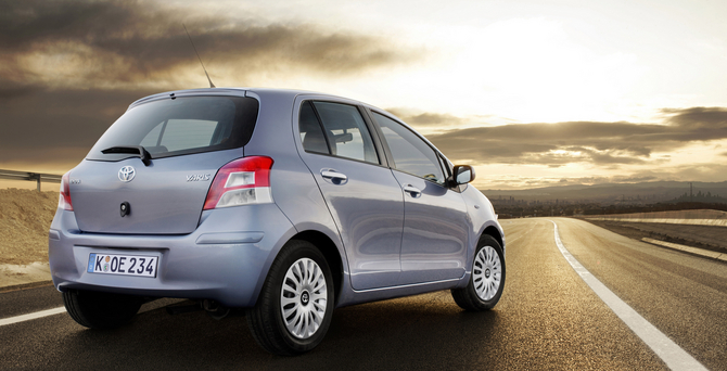 Toyota Yaris Gen.2 Toyota Yaris Gen.2