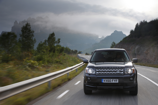 Land Rover Freelander 2 2.2 TD4 SE 4WD Automatic Land Rover Freelander 2 2.2 TD4 SE 4WD Automatic