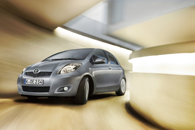 Toyota Yaris Gen.2 Toyota Yaris Gen.2