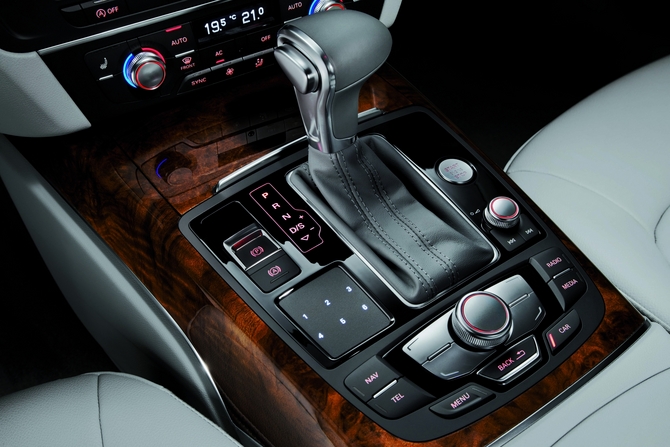 Audi A6 L e-tron Audi A6 L e-tron