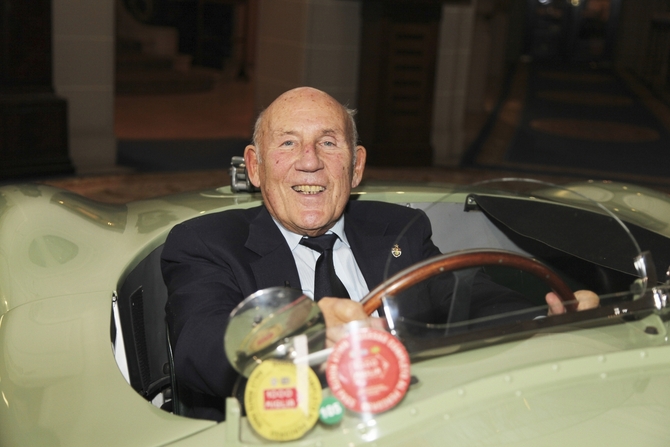 Sir Stirling Moss conduziu o carro em 1952 e vai voltar a conduzi-lo este ano Sir Stirling Moss conduziu o carro em 1952 e vai voltar a conduzi-lo este ano