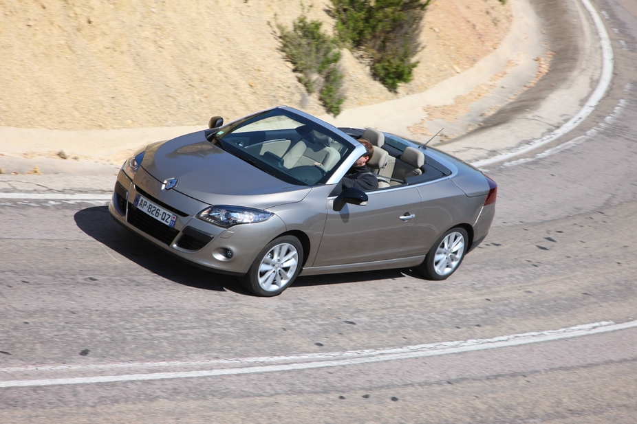 Renault Megane Coupé-Cabriolet 1.6 16V 110 Expression :: 1 photo and ...