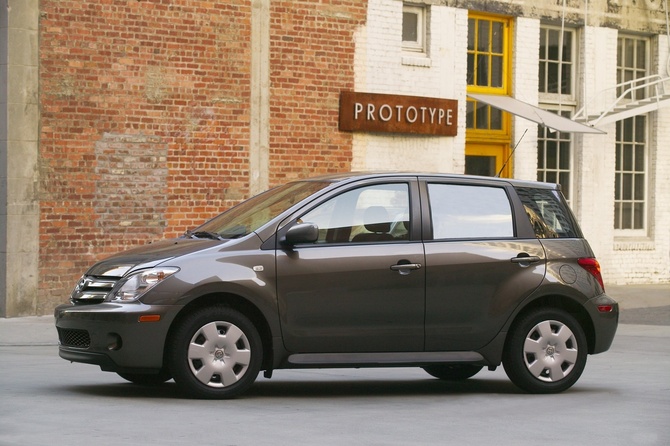 Scion xA Scion xA