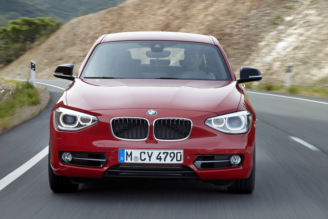 BMW 118i Sport AT BMW 118i Sport AT