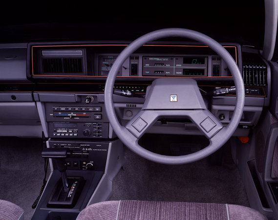 Nissan Bluebird Hardtop Turbo SSS-XG Nissan Bluebird Hardtop Turbo SSS-XG