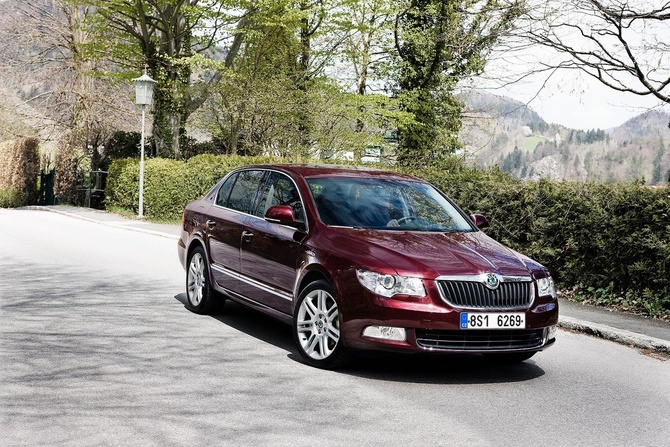 Skoda Superb 1.8 TSI DSG Skoda Superb 1.8 TSI DSG