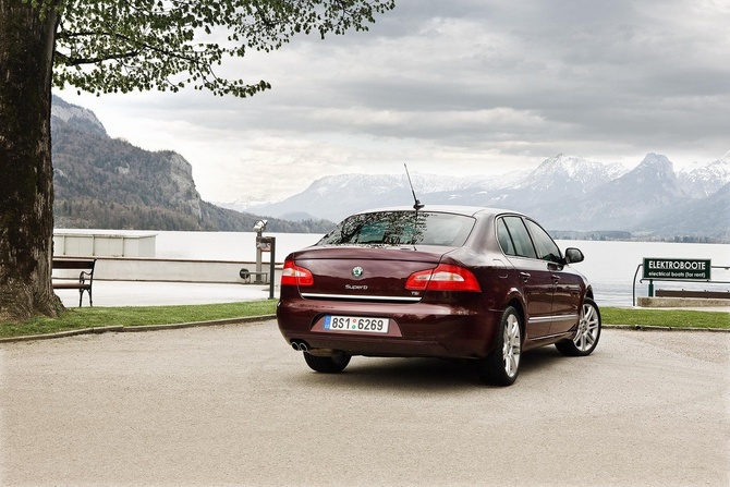 Skoda Superb 1.8 TSI DSG Skoda Superb 1.8 TSI DSG