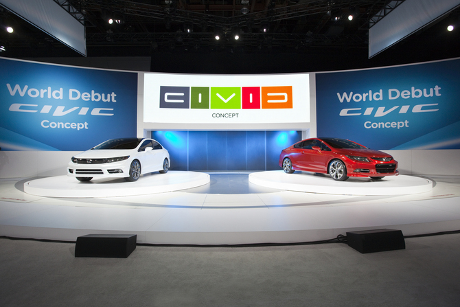 First official glimpse on the next generation Civic revealed First official glimpse on the next generation Civic revealed