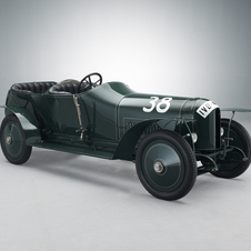 Mercedes recently restored one of the two existing Prinz-Heinrich-Wagens