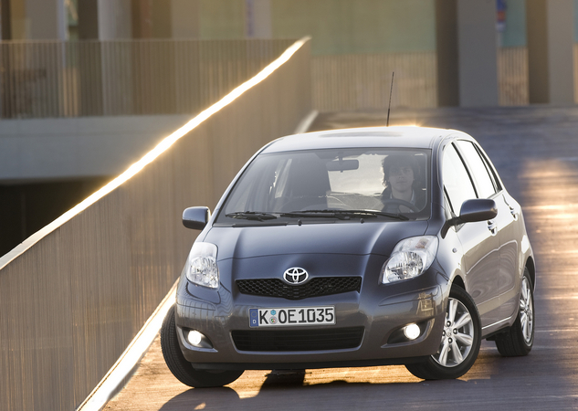 Toyota Yaris Gen.2 Toyota Yaris Gen.2
