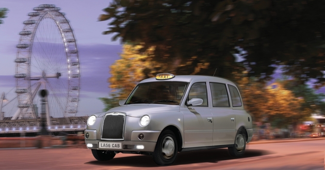 A Geely também é atualmente proprietária da London Taxi Company A Geely também é atualmente proprietária da London Taxi Company
