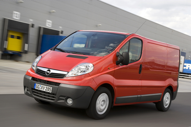 Opel Vívaro Van 2.9T L2H2 2.5 CDTI 146cv Opel Vívaro Van 2.9T L2H2 2.5 CDTI 146cv