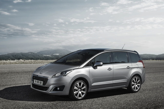Peugeot 5008 1.6 THP Peugeot 5008 1.6 THP