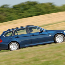 BMW 325i Touring Automatic BMW 325i Touring Automatic