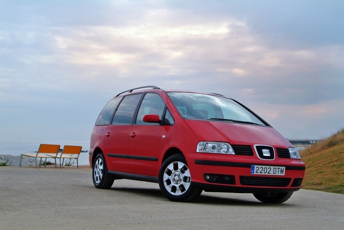 Seat Alhambra 1.9 TDI 115cv Sport Tiptronic Seat Alhambra 1.9 TDI 115cv Sport Tiptronic