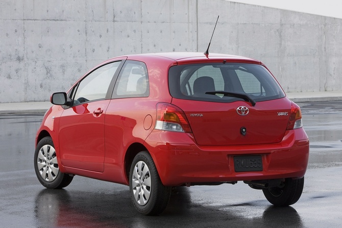 Toyota Yaris 1.4 D-4D Sol High Pack MM (09) Toyota Yaris 1.4 D-4D Sol High Pack MM (09)