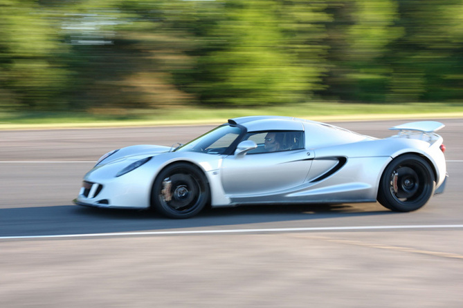 Video of the 1200hp Hennessey Venom GT as Driven by Jay Leno Video of the 1200hp Hennessey Venom GT as Driven by Jay Leno