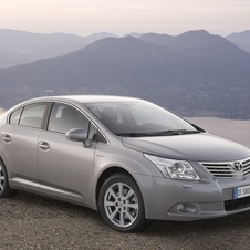Toyota Avensis Sedan 2.2 D-4D 150 D-CAT Auto. Sol