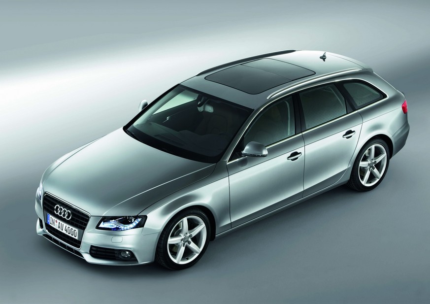 Audi A4 Avant TFSI Ambition quattro S tronic :: 1 photo and 11 specs :: autoviva.com