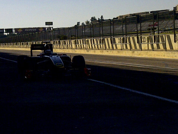 Raikkonen Takes to the Track for the First Time for Lotus Raikkonen Takes to the Track for the First Time for Lotus
