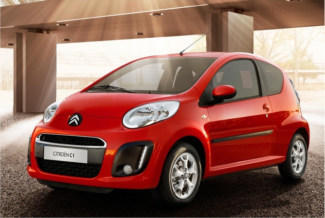 Redesigned Citroen C1 Has 99g/km Emissions, New Transmission and LED Running Lights Redesigned Citroen C1 Has 99g/km Emissions, New Transmission and LED Running Lights