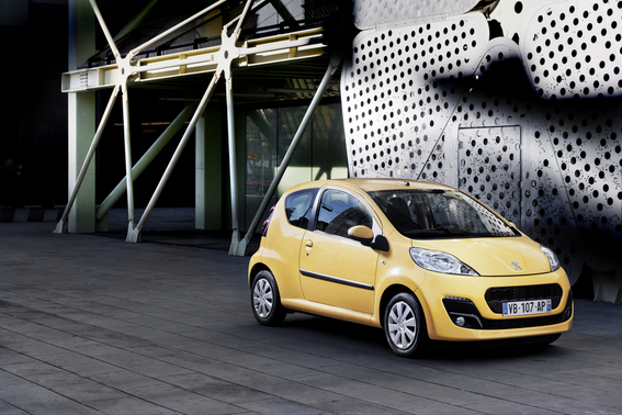 Peugeot 107 Sportium 1.0i 2-Tronic Peugeot 107 Sportium 1.0i 2-Tronic