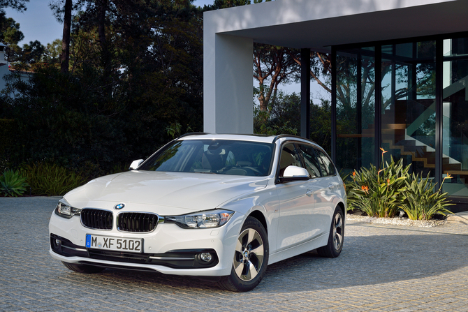 BMW 320d EfficientDynamics Touring BMW 320d EfficientDynamics Touring