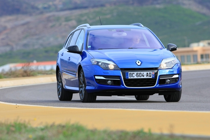 Renault Laguna Sports Tourer ENERGY dCi 150 Start&Stop Dynamique Renault Laguna Sports Tourer ENERGY dCi 150 Start&Stop Dynamique