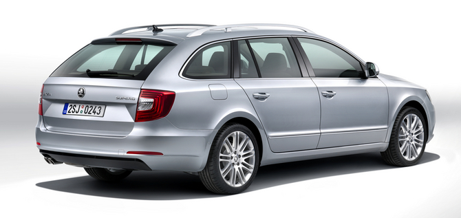 La Superb GreenLine consomme seulement 4,2 litres de gazole aux 100 km La Superb GreenLine consomme seulement 4,2 litres de gazole aux 100 km