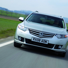 Honda Accord Tourer 2.2 i-DTEC Executive Advance AT Limited Edition Honda Accord Tourer 2.2 i-DTEC Executive Advance AT Limited Edition