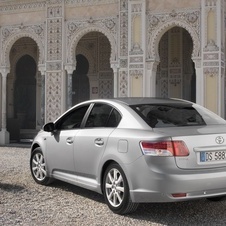 Toyota Avensis Sedan 2.2 D-4D 180 D-CAT Sol Toyota Avensis Sedan 2.2 D-4D 180 D-CAT Sol