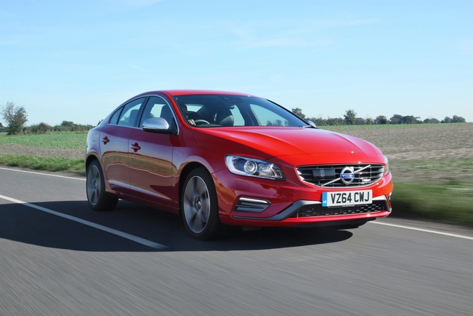 Volvo S60 D5 R-Design Geartronic Volvo S60 D5 R-Design Geartronic