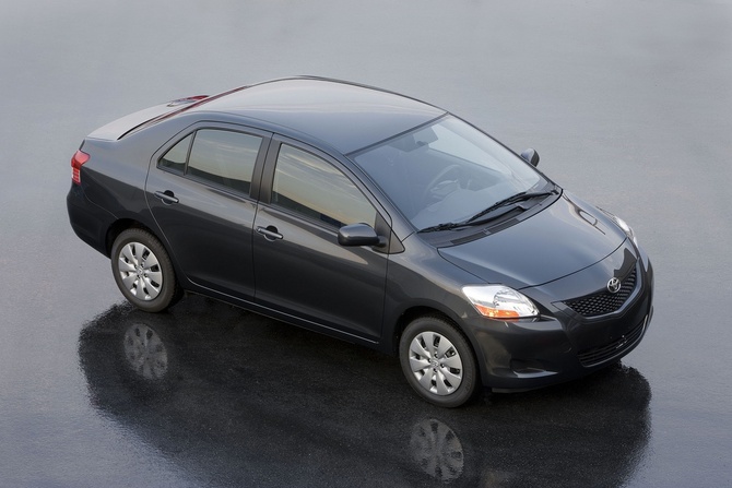Toyota Yaris Sedan 4-Spd AT Toyota Yaris Sedan 4-Spd AT