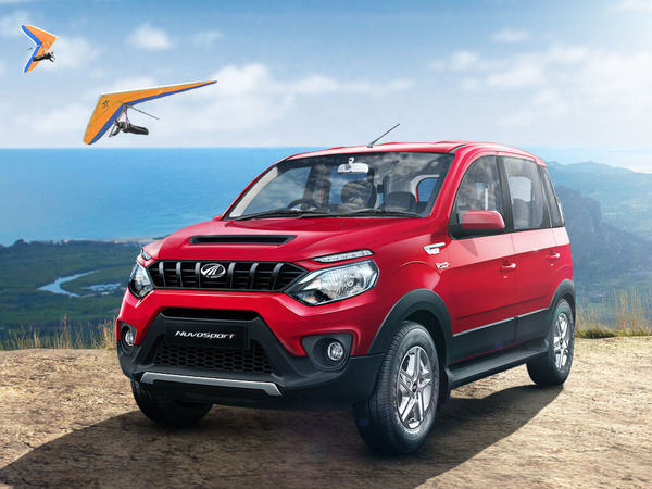 Mahindra NuvoSport N6 AMT Mahindra NuvoSport N6 AMT