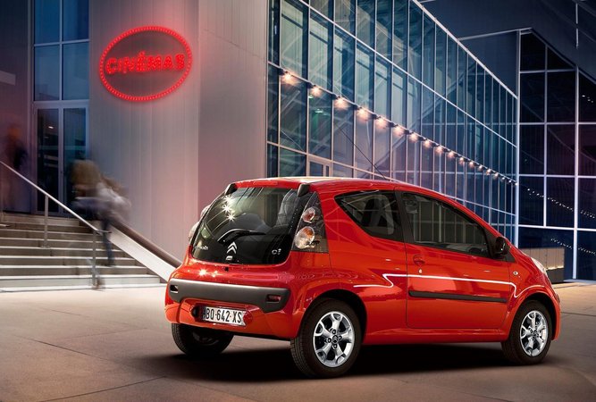 Redesigned Citroen C1 Has 99g/km Emissions, New Transmission and LED Running Lights Redesigned Citroen C1 Has 99g/km Emissions, New Transmission and LED Running Lights