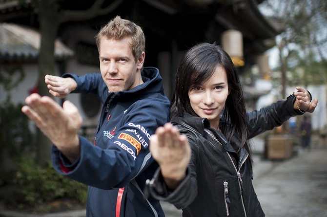 Vettel com a atriz Celina Jade Vettel com a atriz Celina Jade