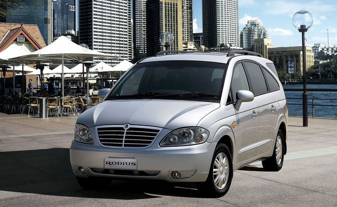 Ssangyong Rodius SV270 XDi Sapphire 2WD Ssangyong Rodius SV270 XDi Sapphire 2WD
