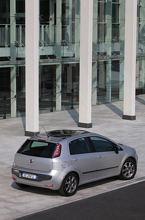 Fiat Punto Evo 1.2 8v 65cv Active Fiat Punto Evo 1.2 8v 65cv Active