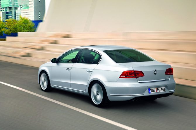 Volkswagen Passat 2.0 TDI DSG 140 Highline Volkswagen Passat 2.0 TDI DSG 140 Highline