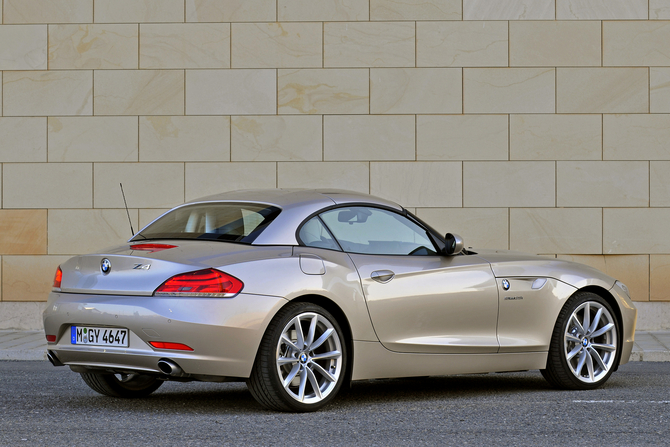 BMW Z4 sDrive20i AT photo :: BMW Z4 Gen.2 gallery :: 279 views ...