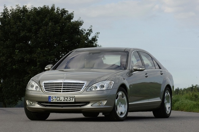 Mercedes-Benz S 600 Mercedes-Benz S 600