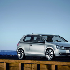 Volkswagen Golf VI 1.6l TDI 105cv DPF Confotline DSG7v Volkswagen Golf VI 1.6l TDI 105cv DPF Confotline DSG7v