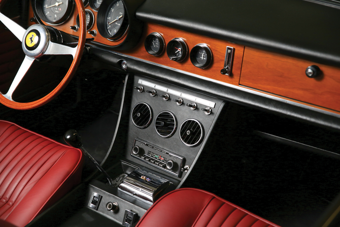 Ferrari 330 GTS Ferrari 330 GTS