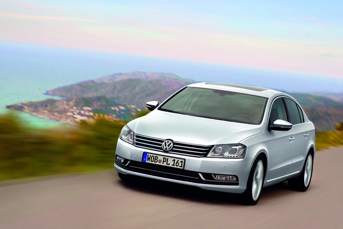 Volkswagen Passat 2.0 TDI 170 Confortline Volkswagen Passat 2.0 TDI 170 Confortline