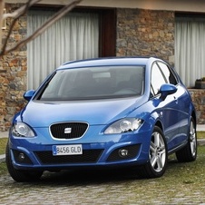 Seat Leon 2.0 TDI 140cv DPF Style DSG (09) Seat Leon 2.0 TDI 140cv DPF Style DSG (09)