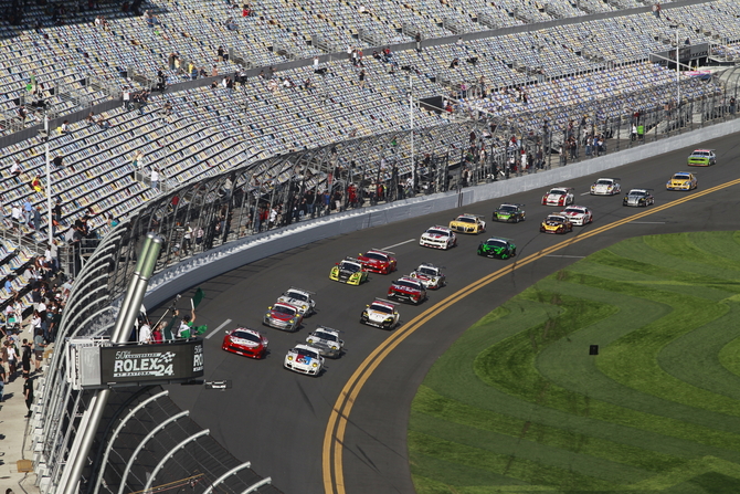 Ford and Porsche Dominate 24 Hours of Daytona Ford and Porsche Dominate 24 Hours of Daytona